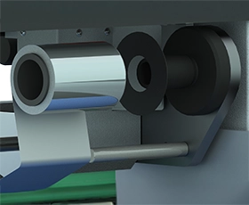 Détail du positionnement des rouleau de film de la Flat Bed Foil Printer